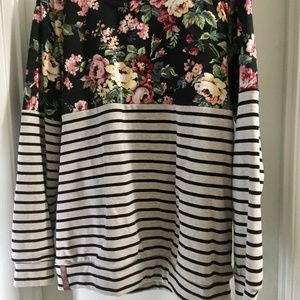 Ampersand Avenue Pullover Sweatshirt